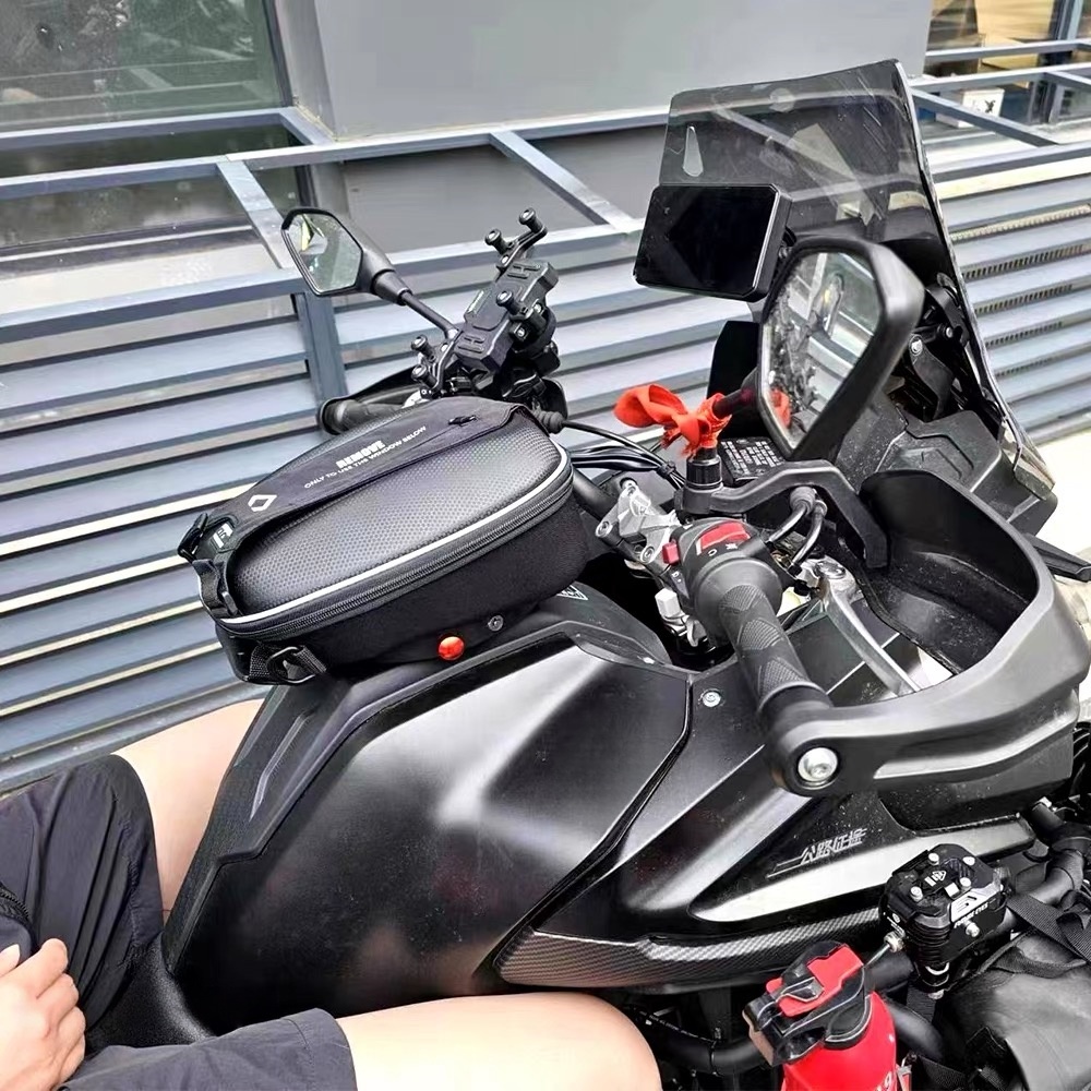 VOGE DS525X クイックリリースタンクバッグ盗難防止 - Motorcycle Tank Bag Magnetic Quick Release のレビューと価格