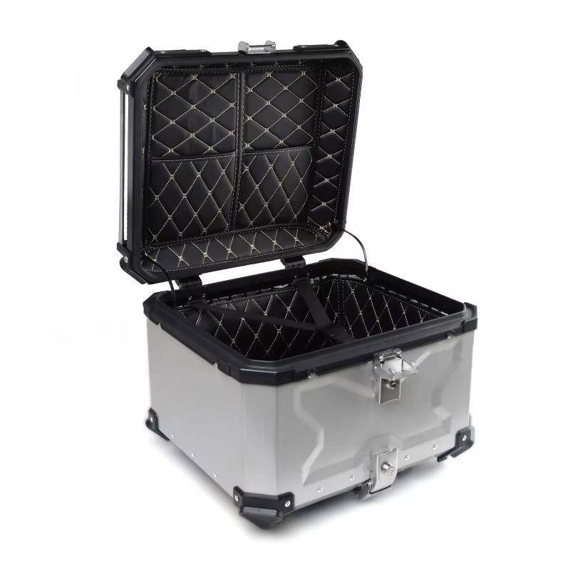 オートバイアルミボックス バイクリアラゲッジトランク 28L - Aluminum Top Case Luggage Box 45L 55L のレビューと価格