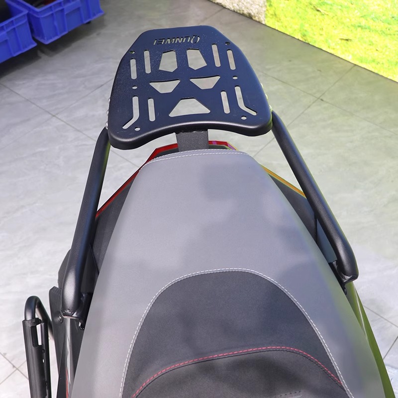オートバイのリアトランク荷物ラックトップボックスキャリアラッ - Motorcycle Luggage Rack Rear Carrier Steel のレビューと価格
