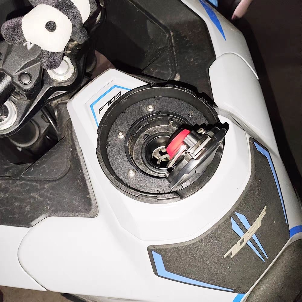 ZONTES 703F 703f 703 F バイク用クイッ - Motorcycle Tank Bag Magnetic Quick Release のレビューと価格